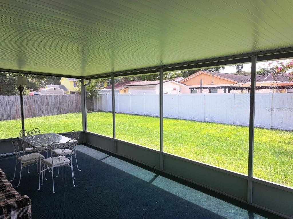 Image 19 of 20 For 12504 Palmdale Court