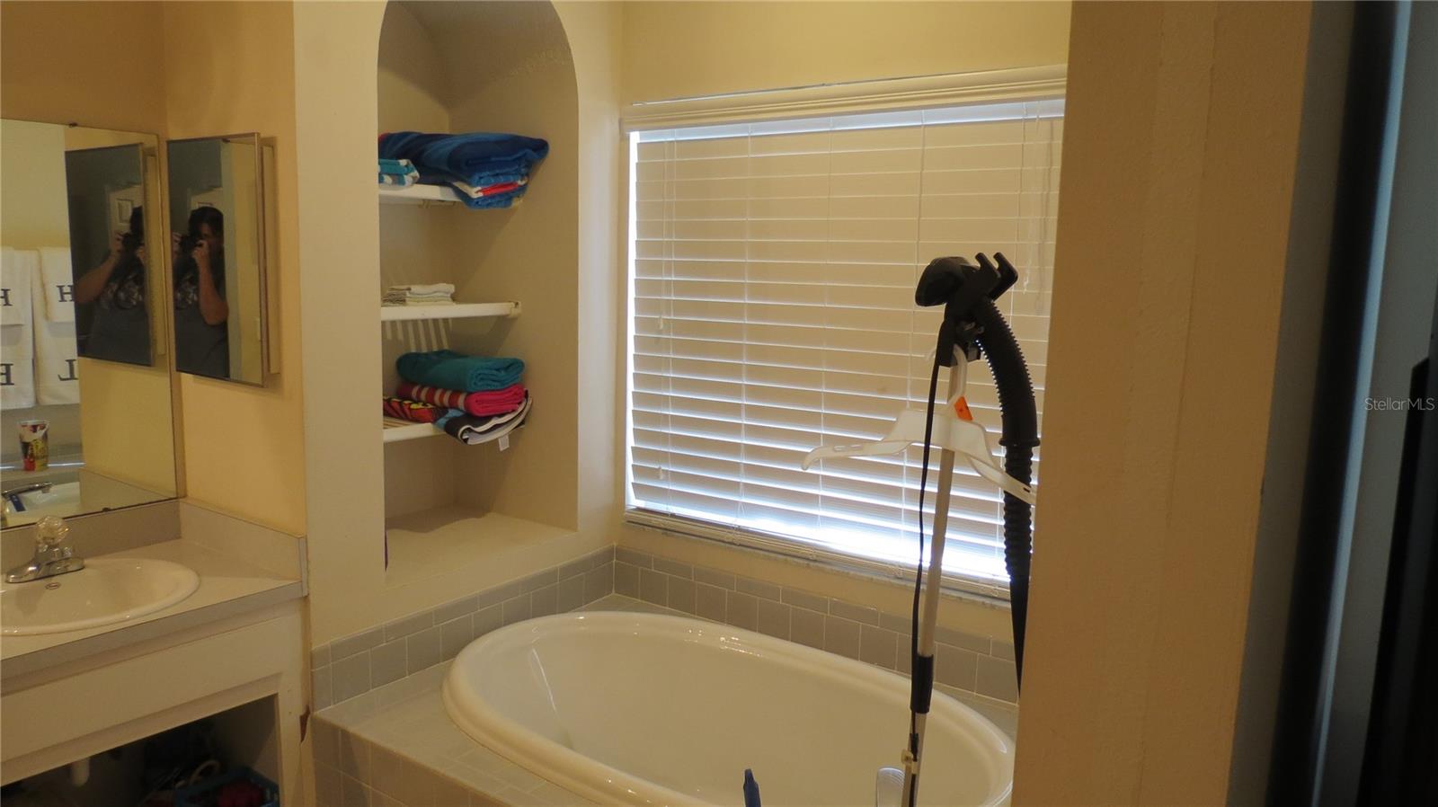 Image 6 of 34 For 3805 Scovill Lane