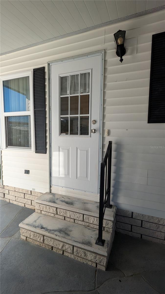 Image 2 of 16 For 7117 El Rancho Way 367