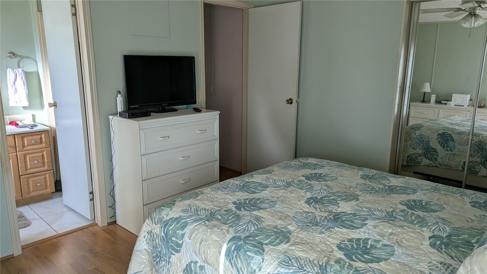 Image 6 of 16 For 7117 El Rancho Way 367