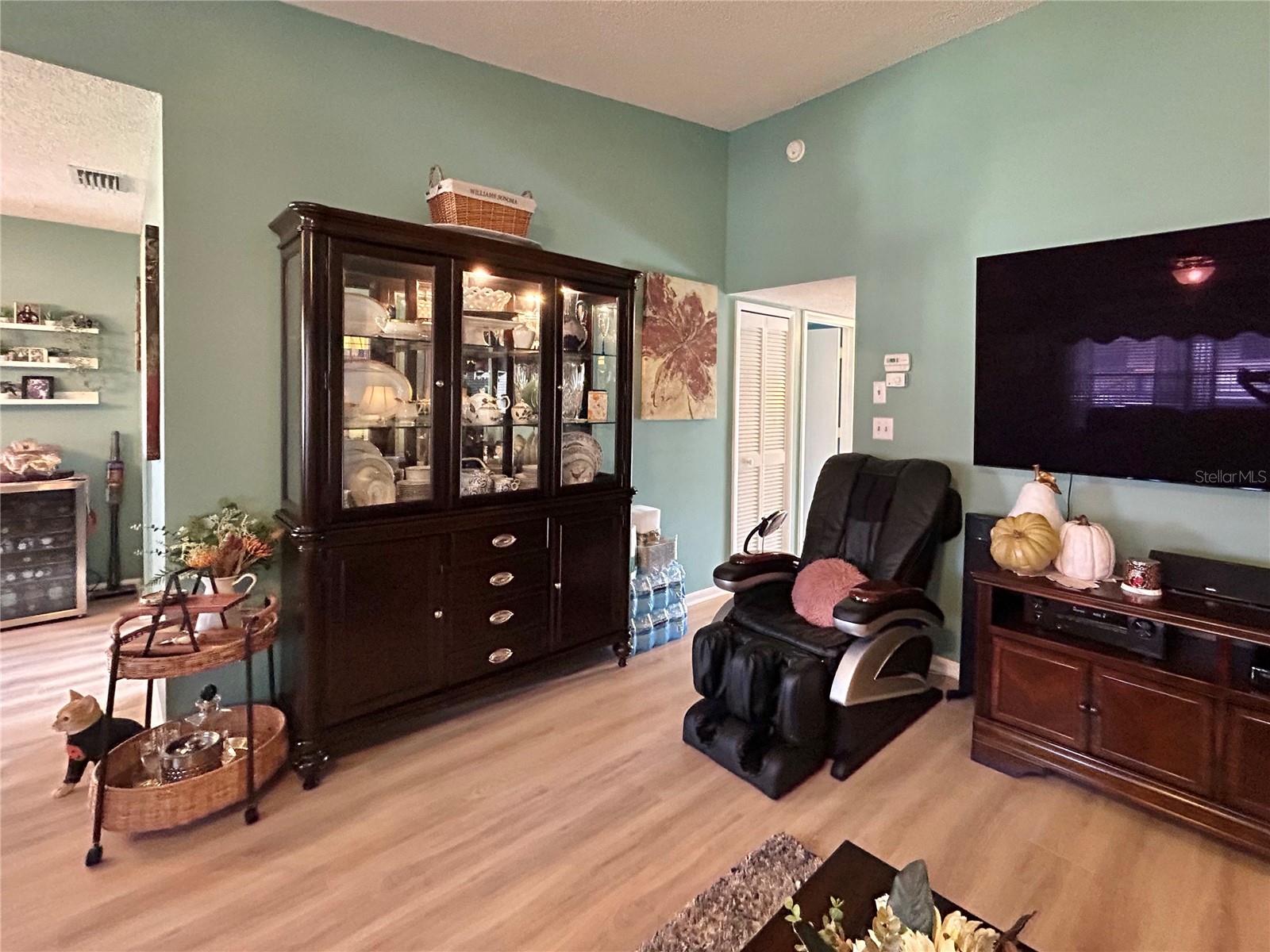 Image 10 of 28 For 708 Hammock Pine Boulevard 708