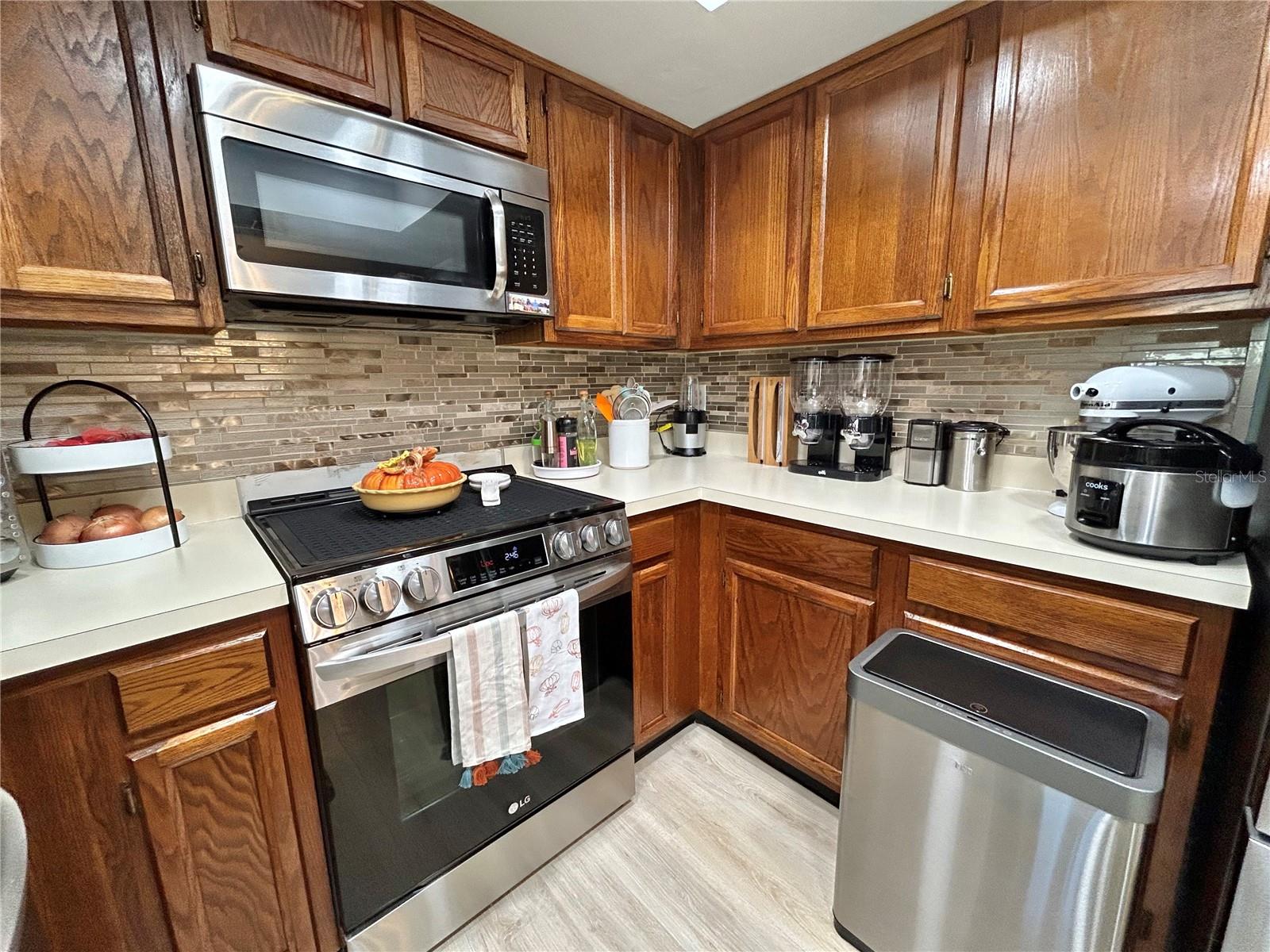 Image 15 of 28 For 708 Hammock Pine Boulevard 708