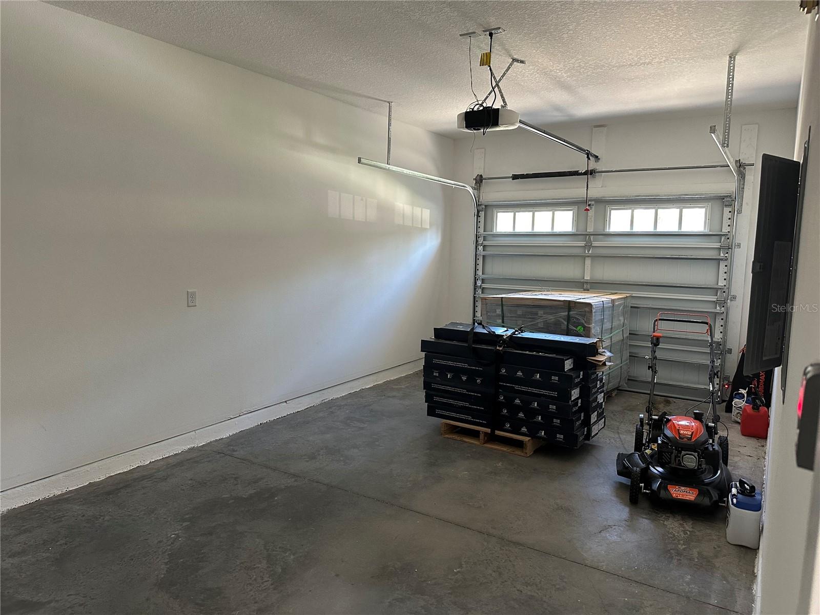 Image 18 of 20 For 6408 Flanders Lane