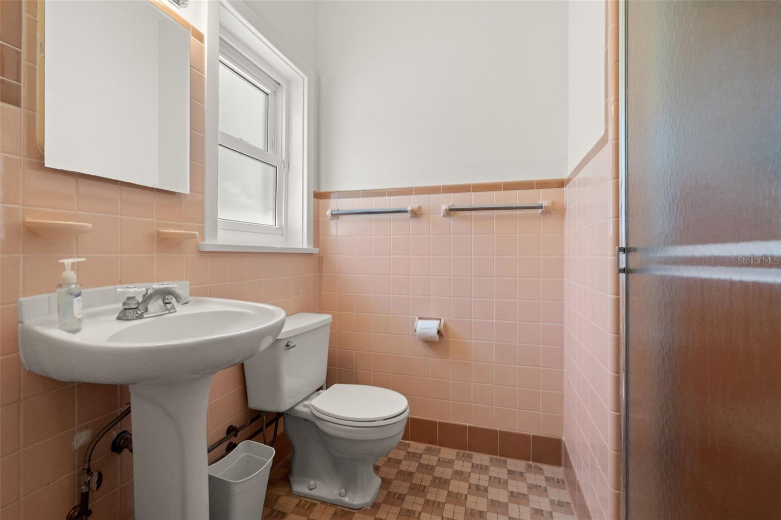 Image 33 of 63 For 1300 Gulf Boulevard