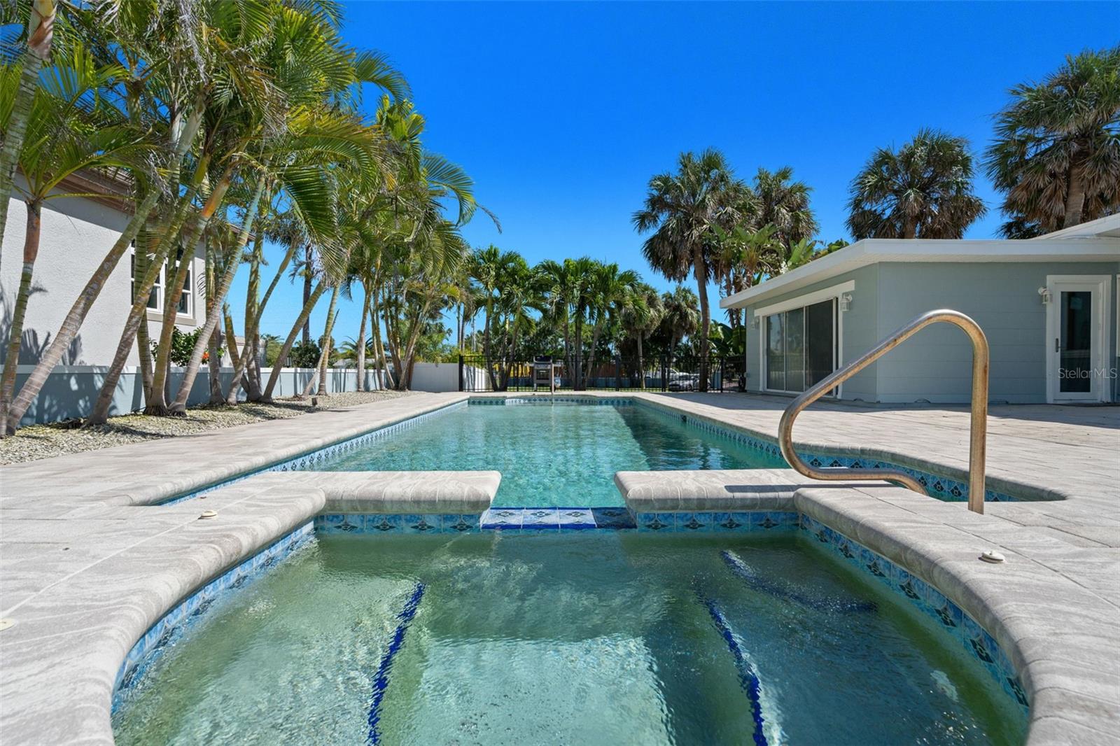 Image 43 of 63 For 1300 Gulf Boulevard