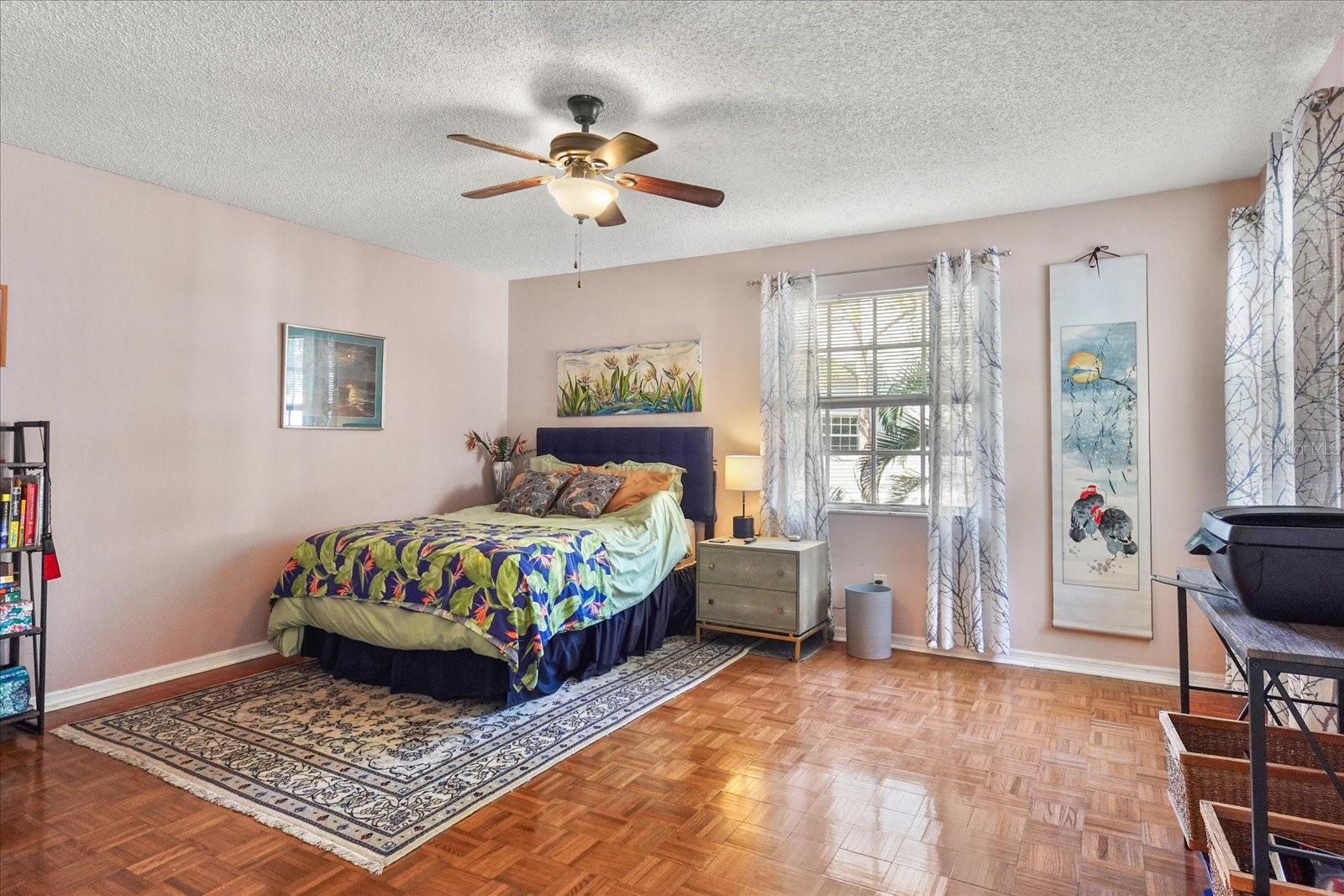 Image 13 of 27 For 6826 Stones Throw Circle N 11206