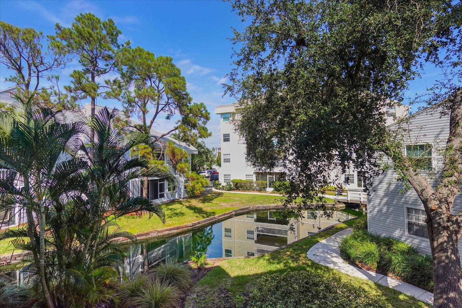 Image 22 of 27 For 6826 Stones Throw Circle N 11206