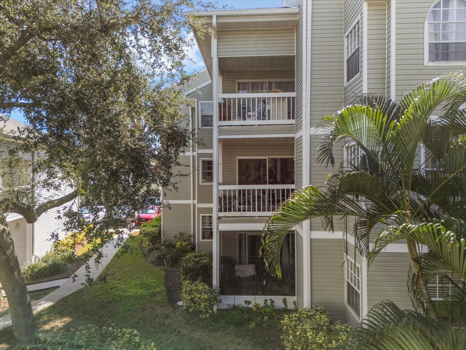 Image 26 of 27 For 6826 Stones Throw Circle N 11206