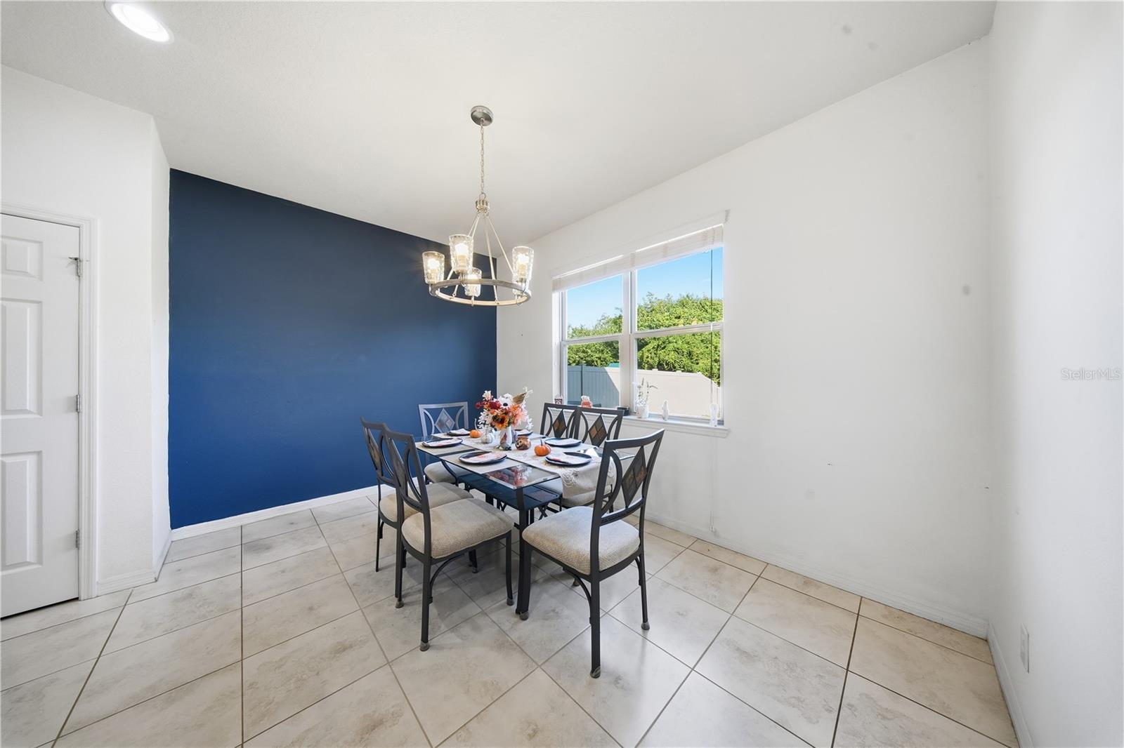 Image 15 of 36 For 1528 Gadsden Point Place