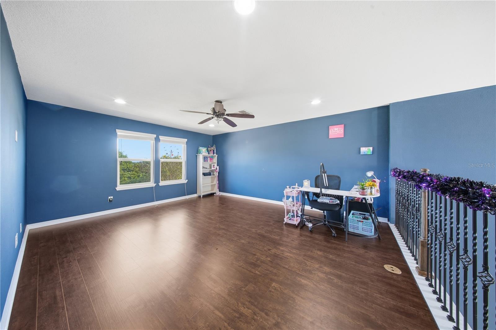 Image 17 of 36 For 1528 Gadsden Point Place