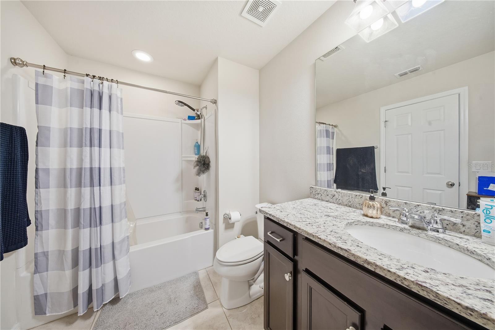 Image 25 of 36 For 1528 Gadsden Point Place