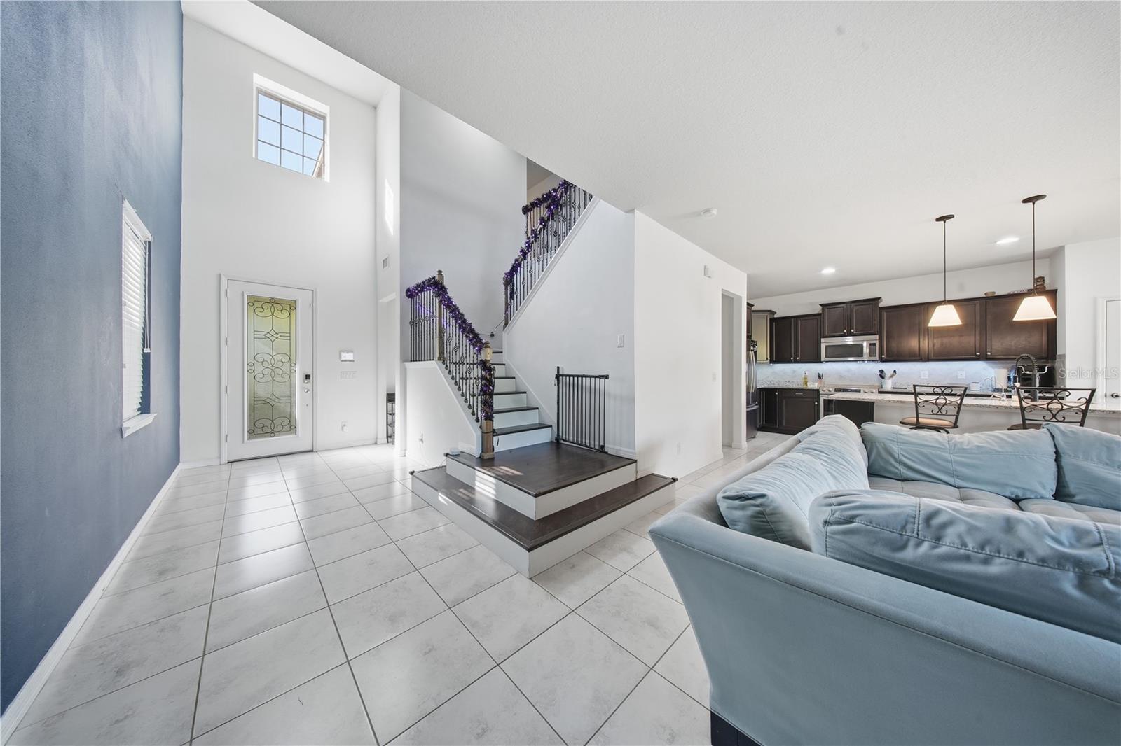 Image 5 of 36 For 1528 Gadsden Point Place