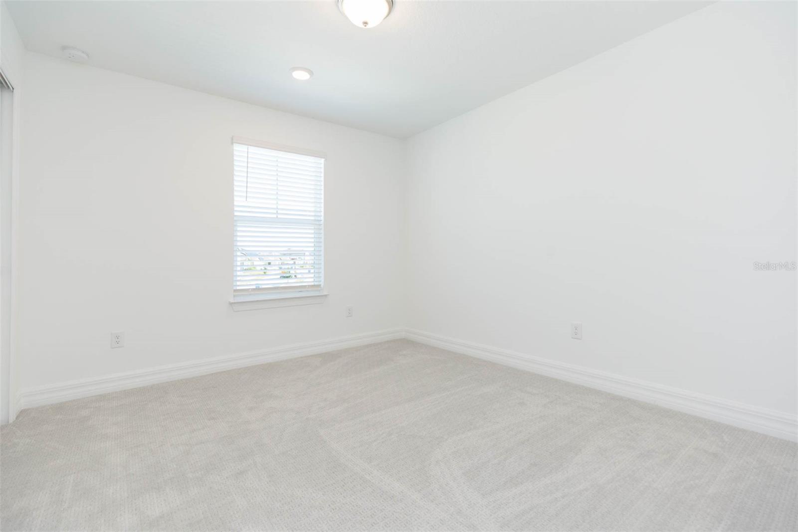 Image 17 of 29 For 9503 Ibis Grove Boulevard