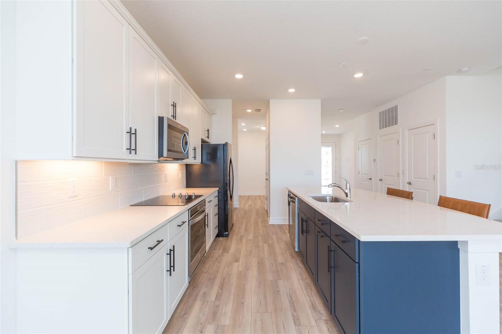 Image 8 of 29 For 9503 Ibis Grove Boulevard