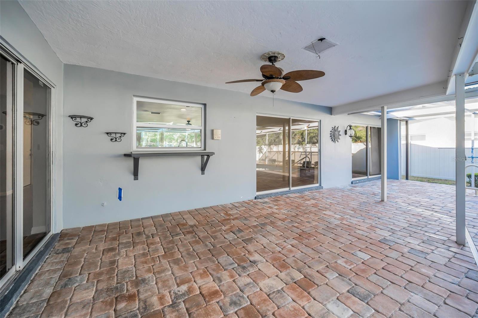 Image 21 of 27 For 8793 Merrimoor Boulevard E