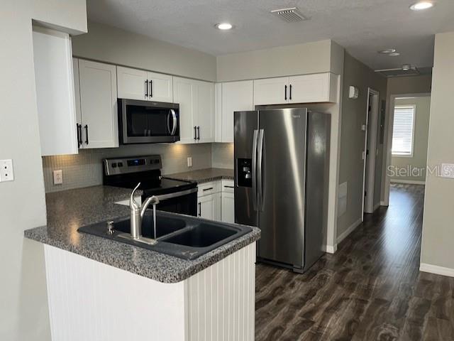 Image 2 of 8 For 5201 Macdill Avenue 203