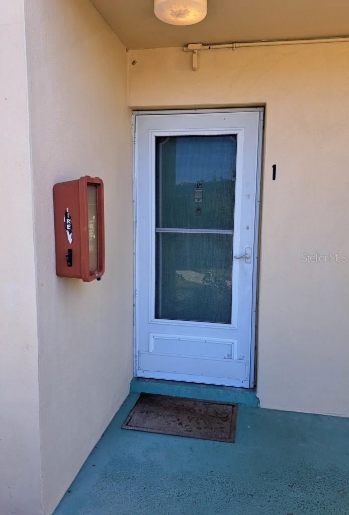 Image 3 of 23 For 2005 Greenbriar Boulevard 1