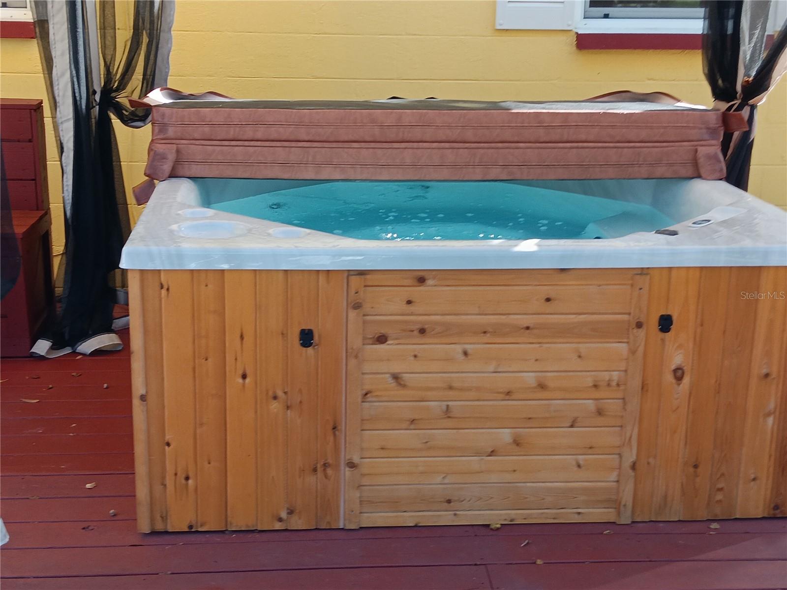 Image 7 of 27 For 374 3rd Street Nw