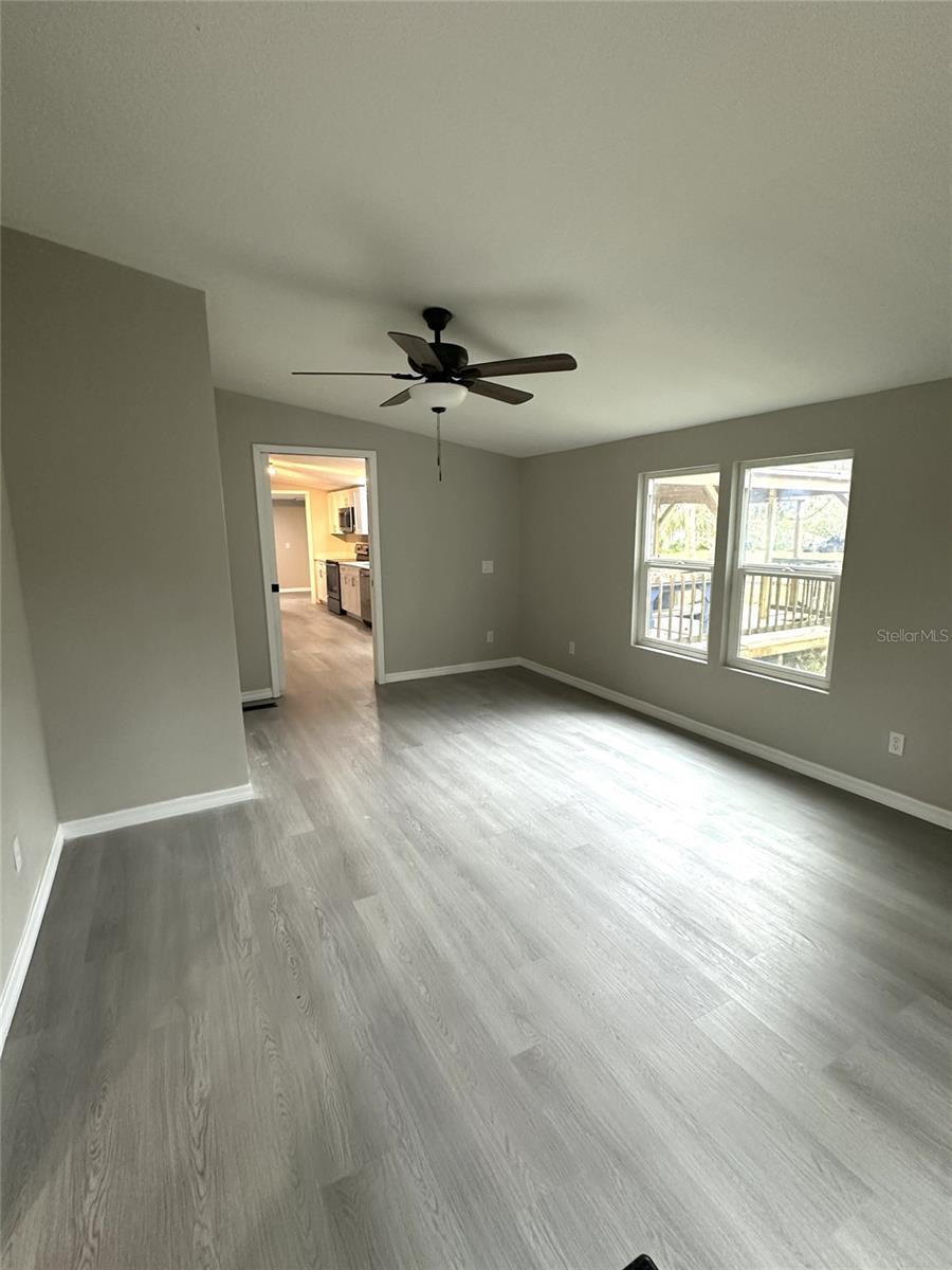 Image 30 of 37 For 26042 Glenwood Drive