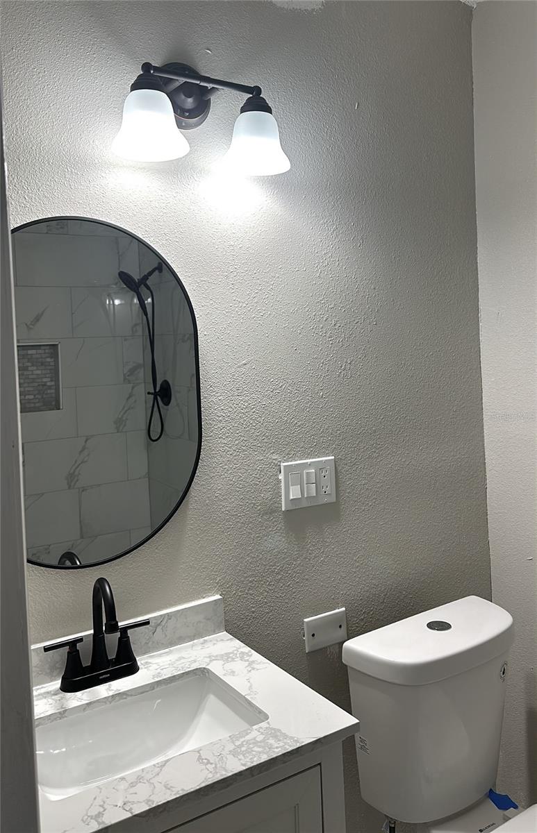 Image 9 of 37 For 26042 Glenwood Drive