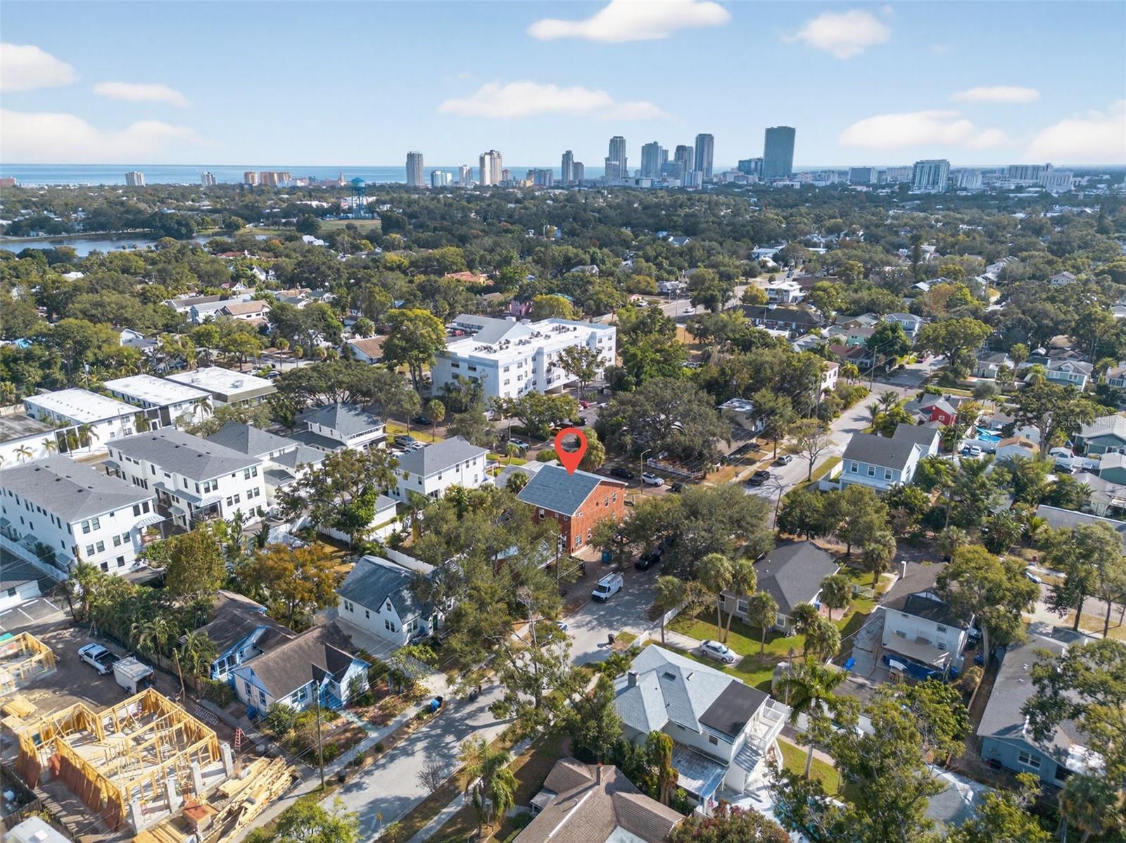 Image 5 of 11 For 939 19th Avenue N