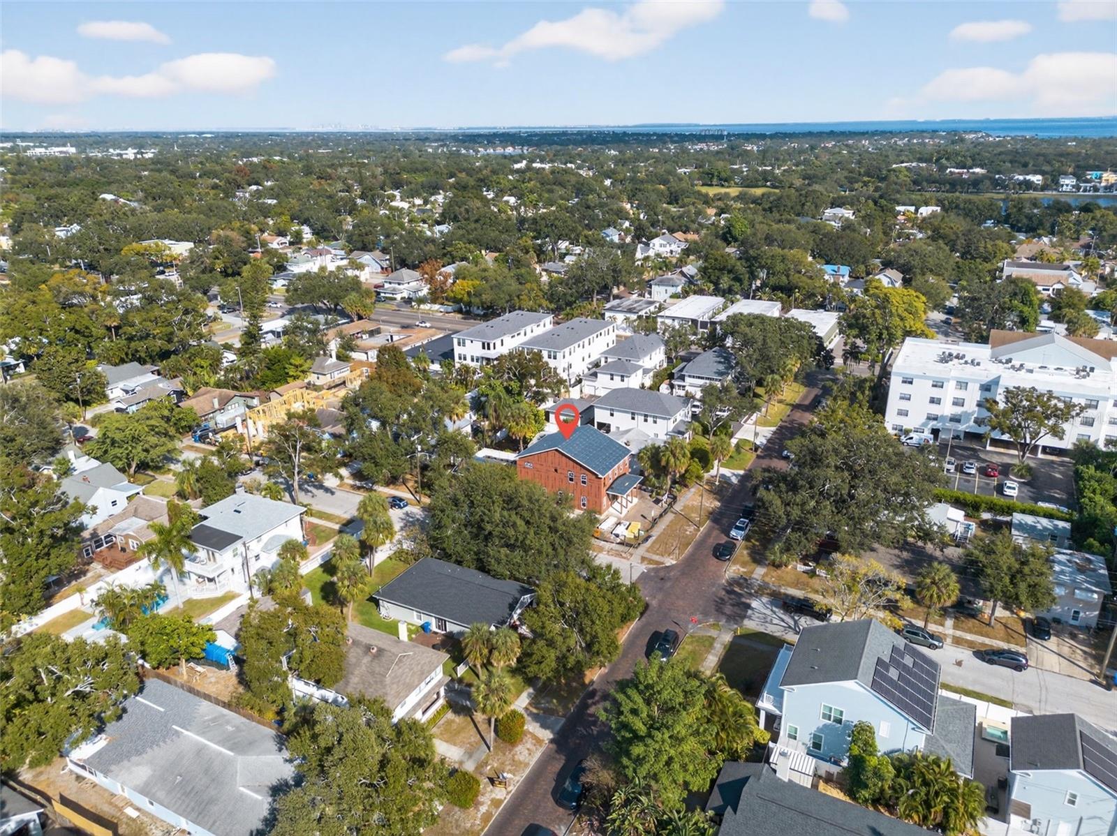 Image 7 of 11 For 939 19th Avenue N