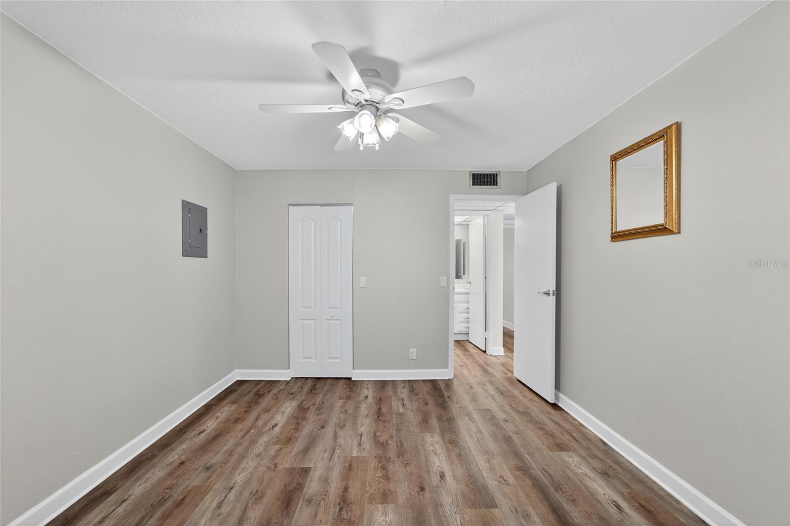 Image 11 of 28 For 1802 Bedford Lane 12