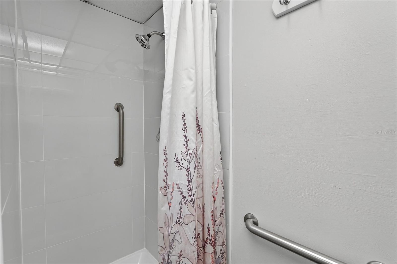 Image 15 of 28 For 1802 Bedford Lane 12