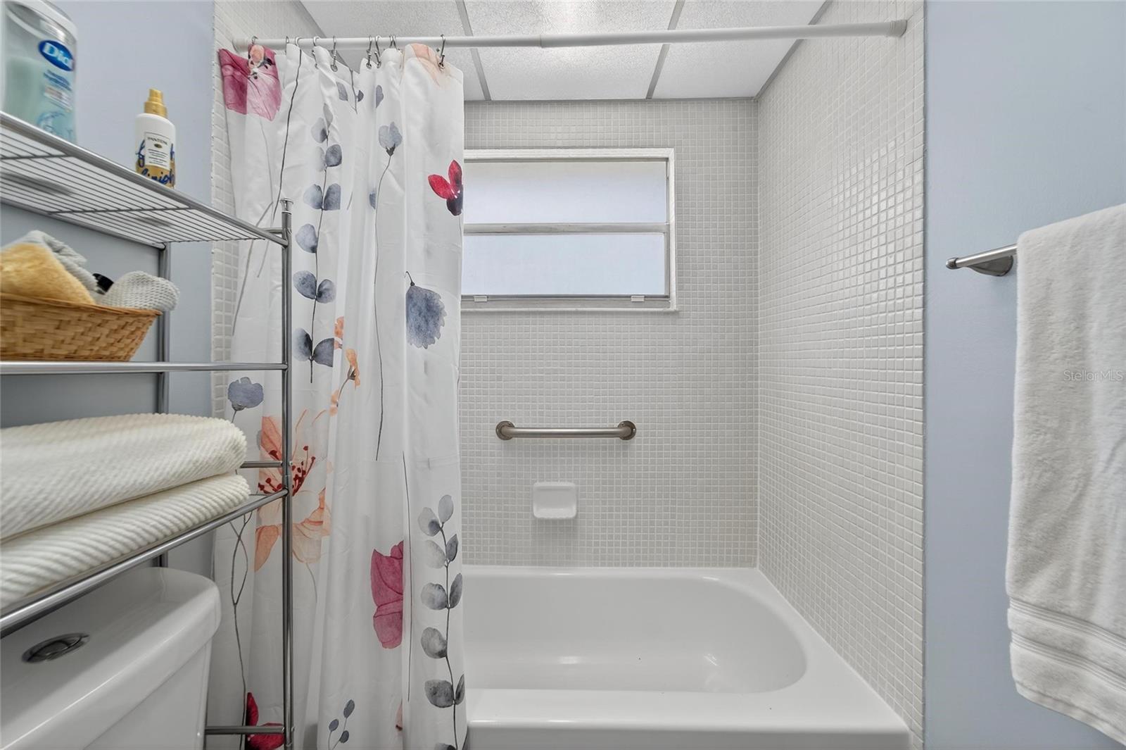 Image 20 of 28 For 1802 Bedford Lane 12