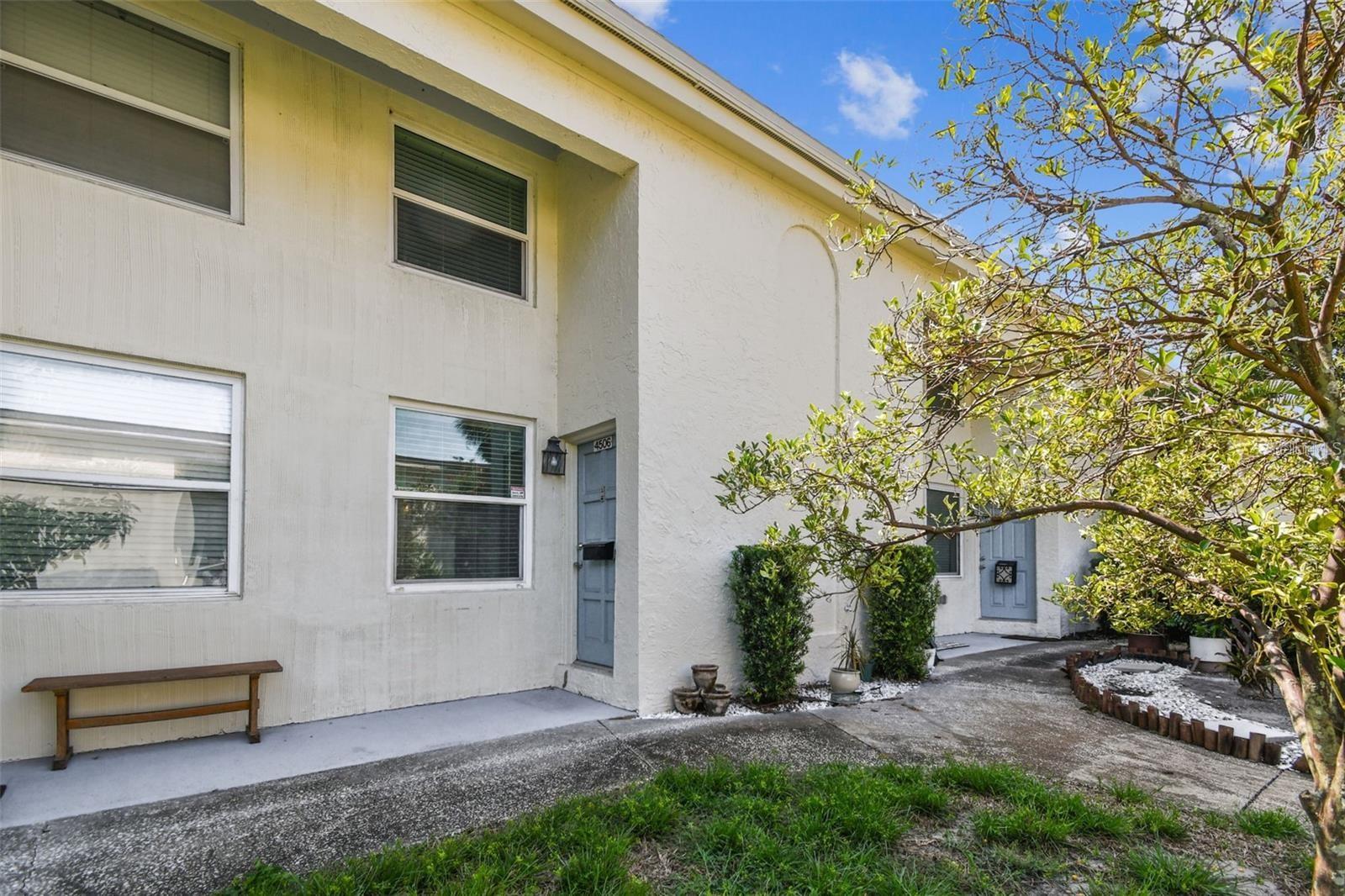 Details for 4214 La Palma Court, TAMPA, FL 33611