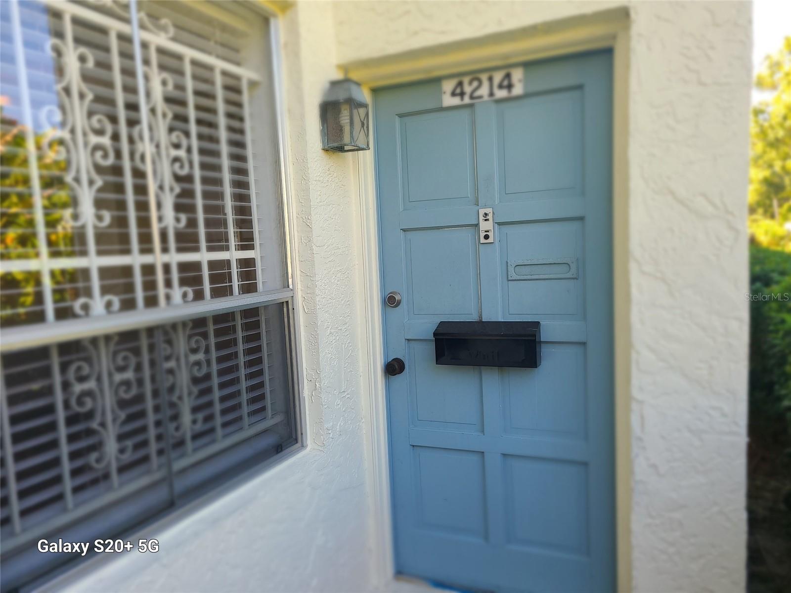 Image 3 of 24 For 4214 La Palma Court