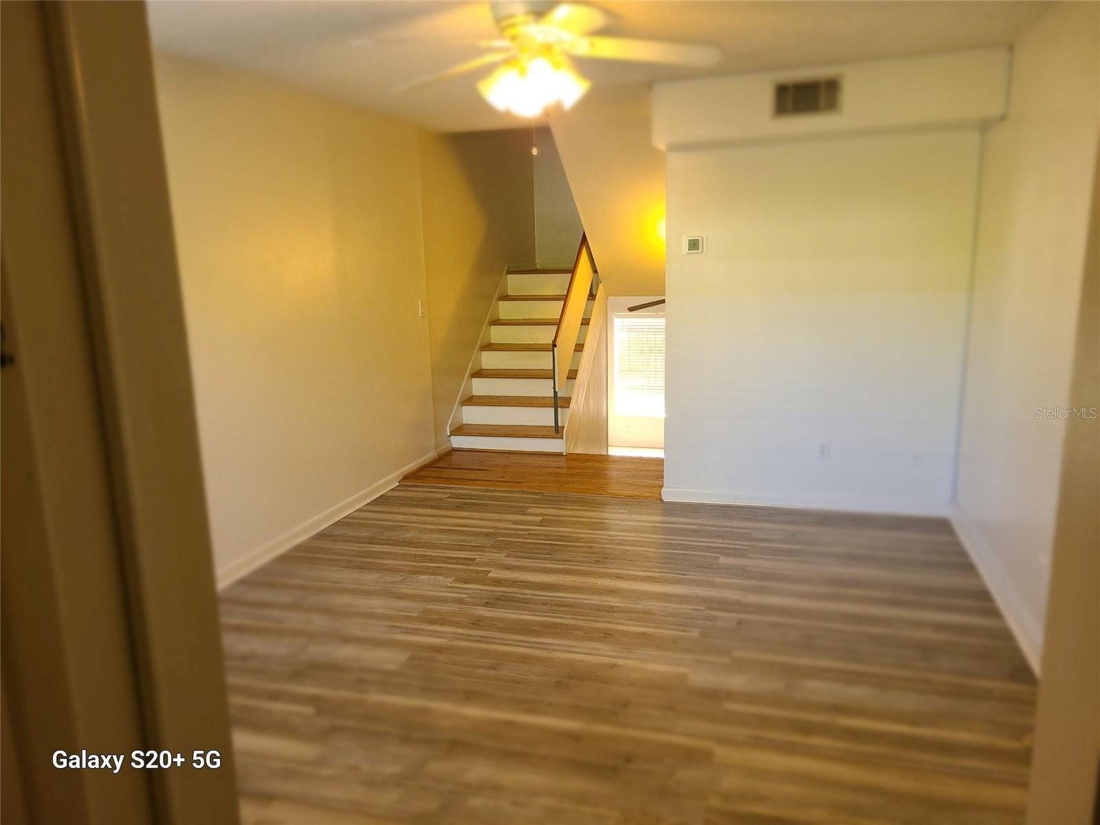 Image 5 of 24 For 4214 La Palma Court