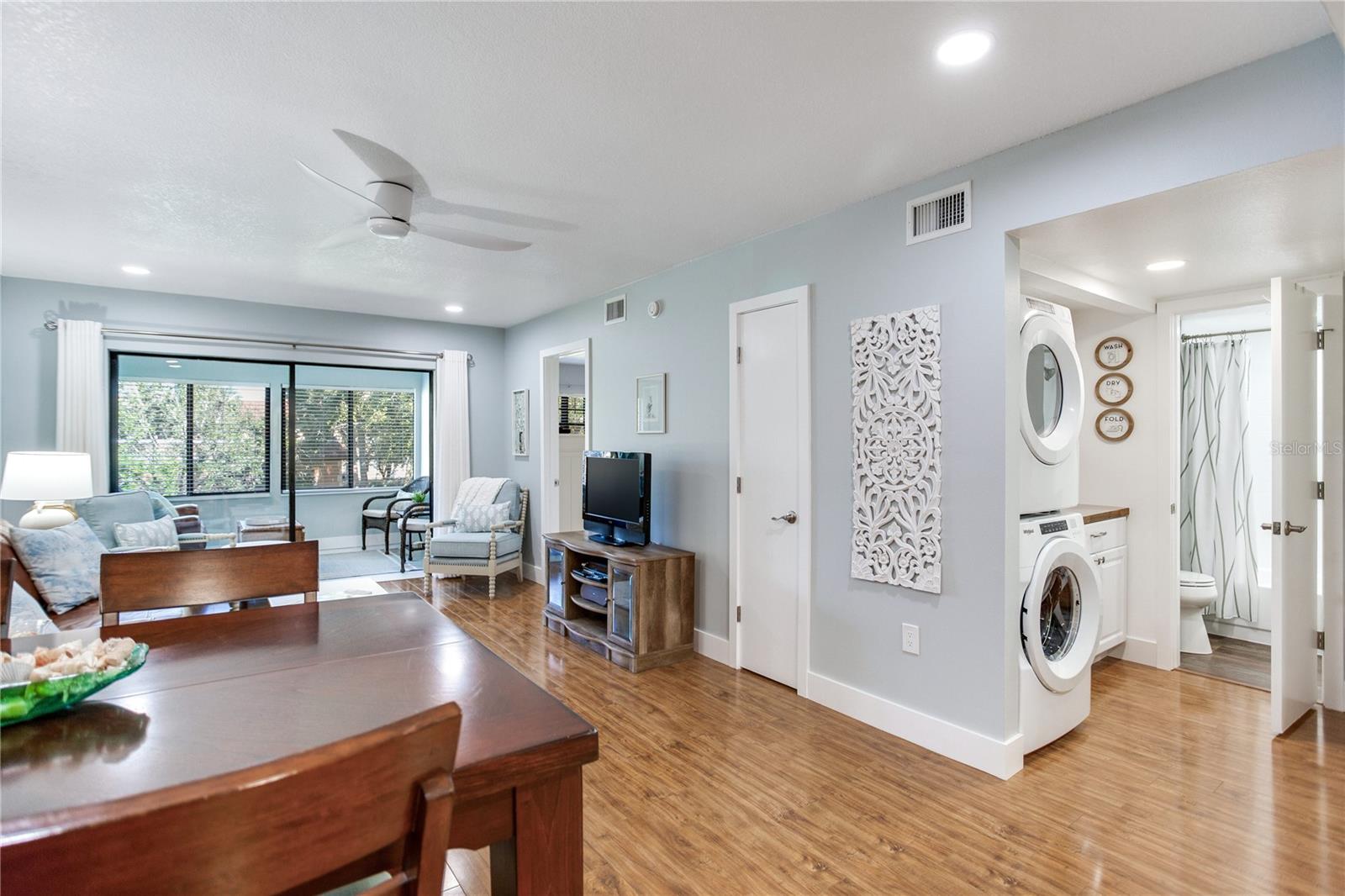 Image 17 of 40 For 12900 Vonn Road A204