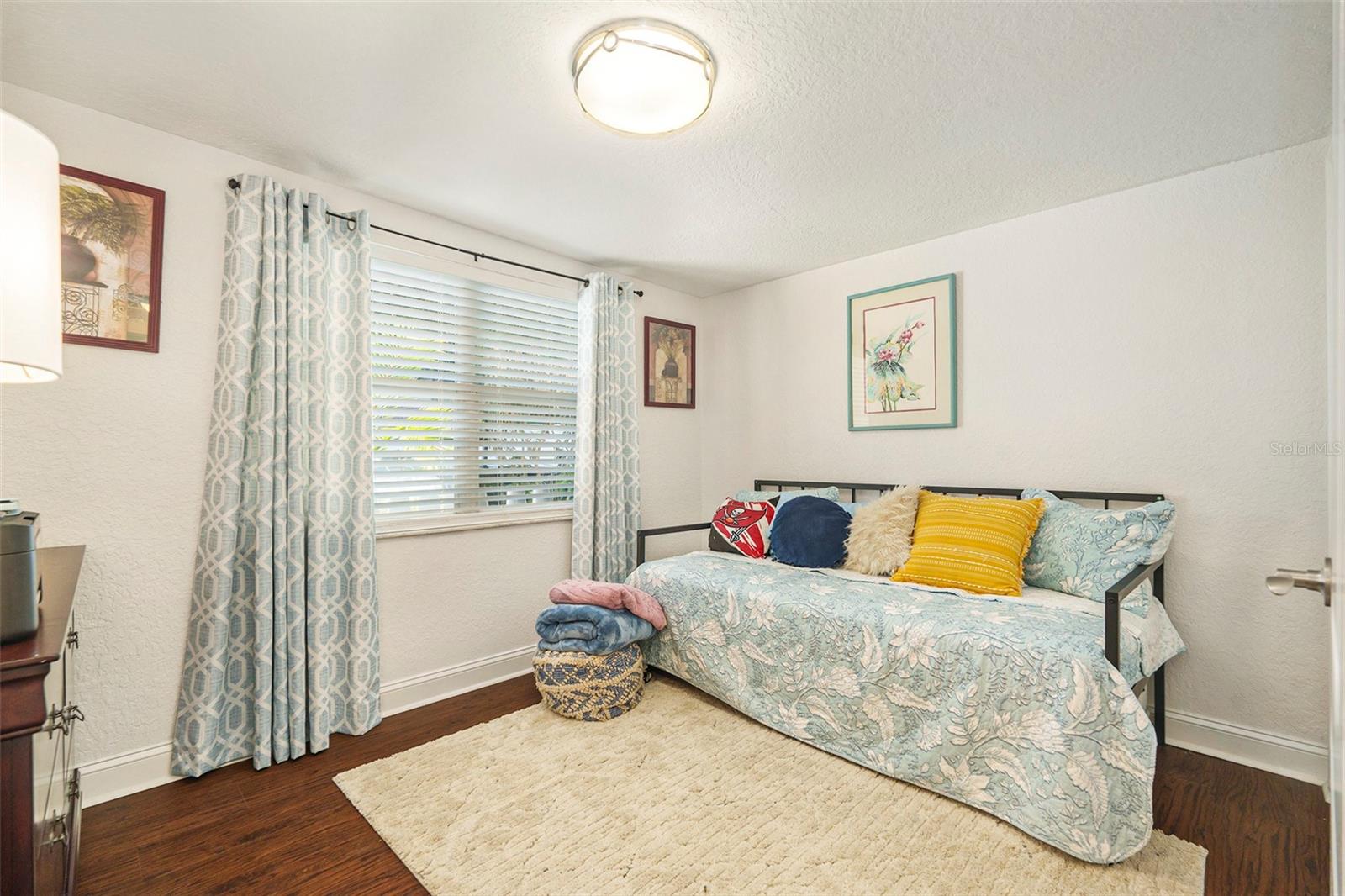 Image 11 of 24 For 6318 Ridge Crest Drive