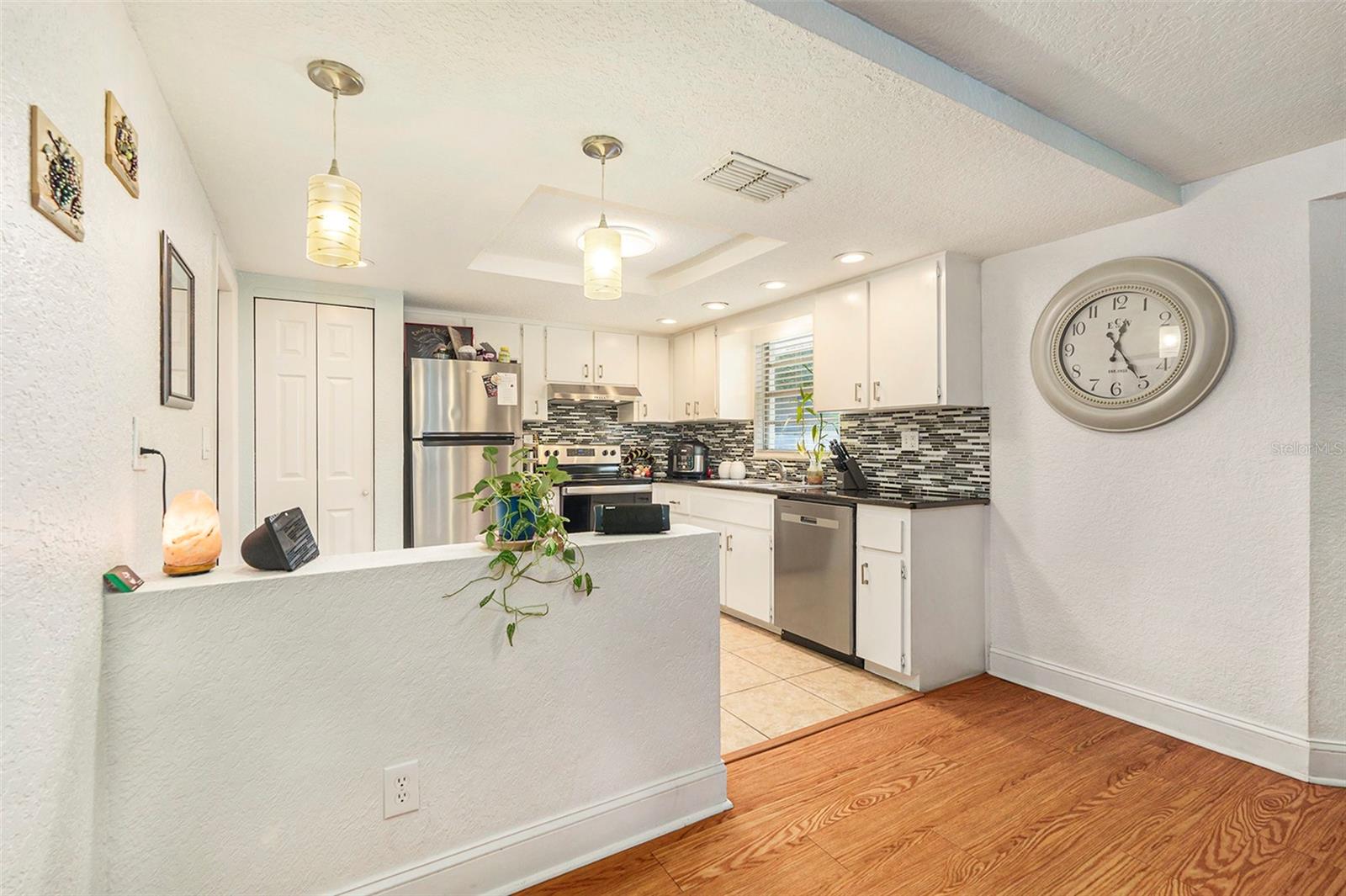 Image 6 of 24 For 6318 Ridge Crest Drive