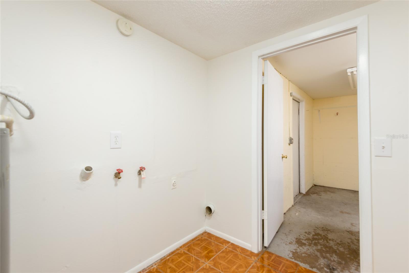 Image 21 of 26 For 5815 1st Street