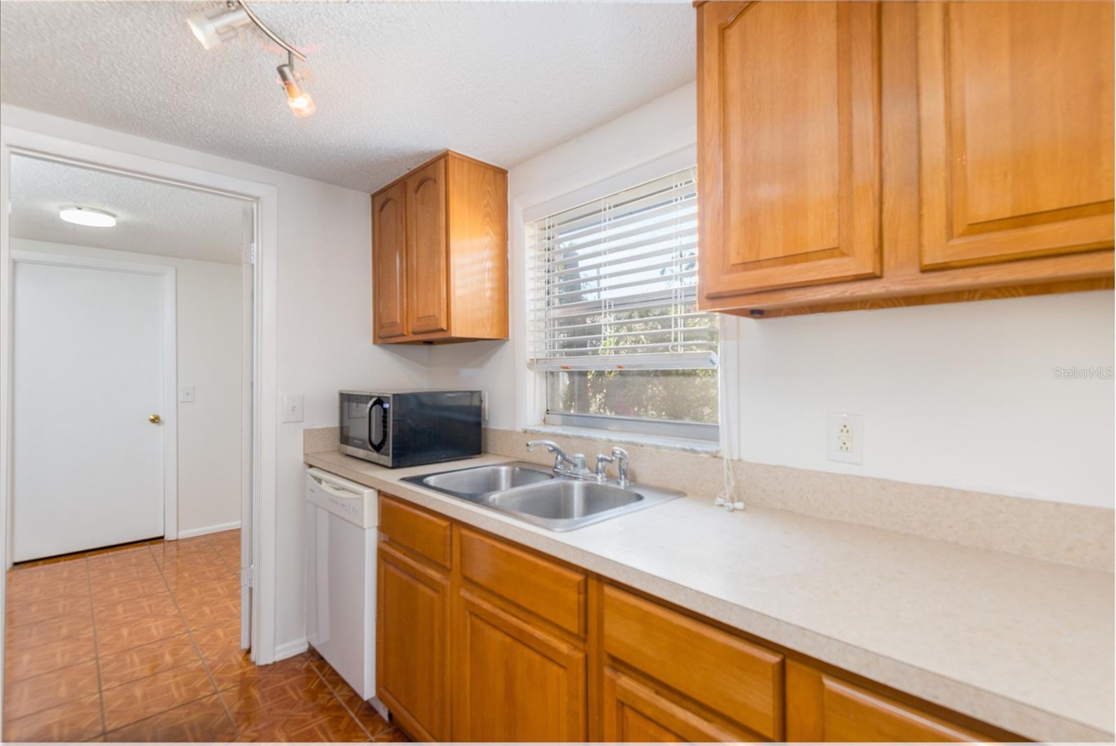 Image 7 of 26 For 5815 1st Street