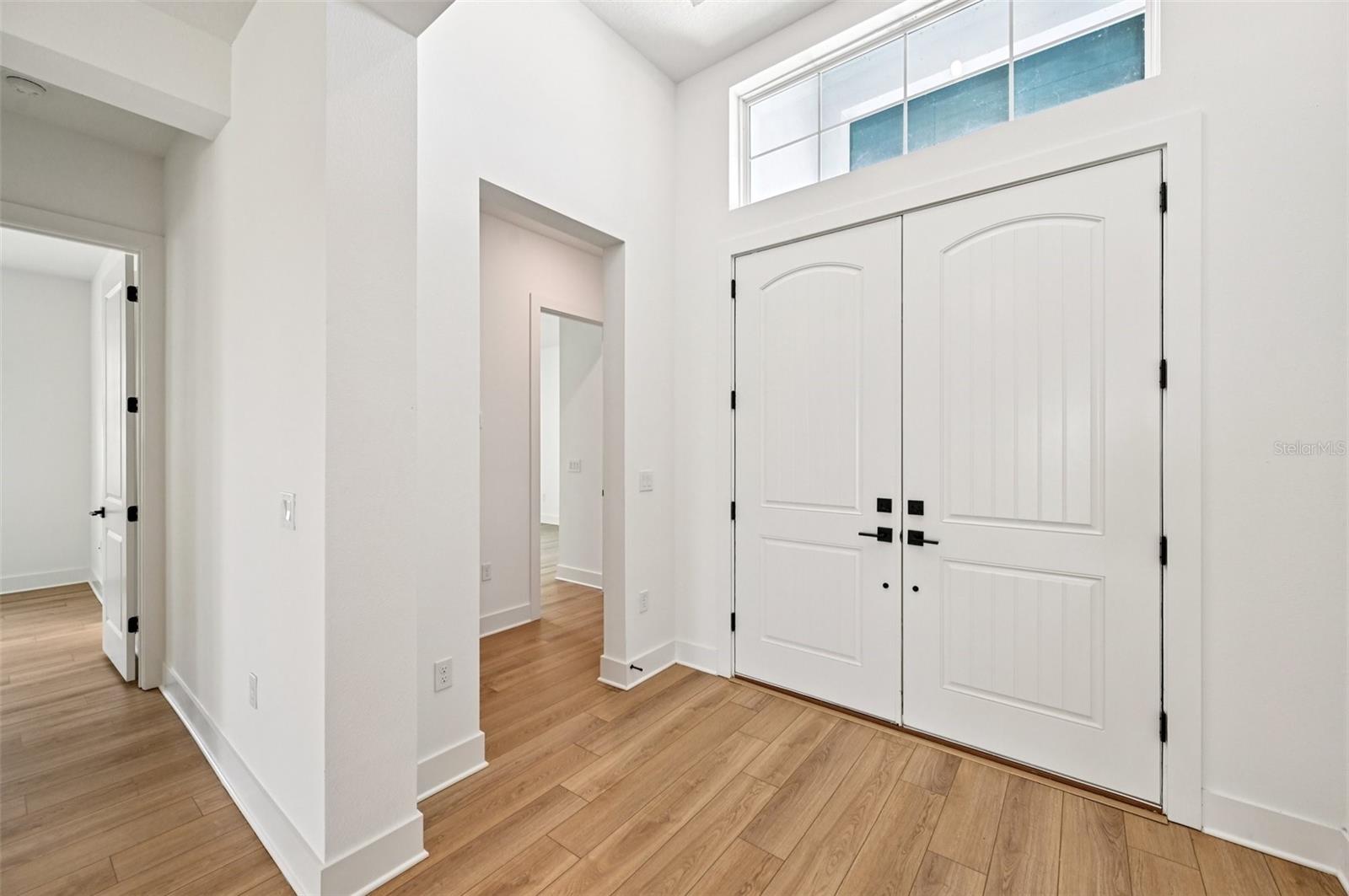 Image 6 of 58 For 8324 Golden Beach Court