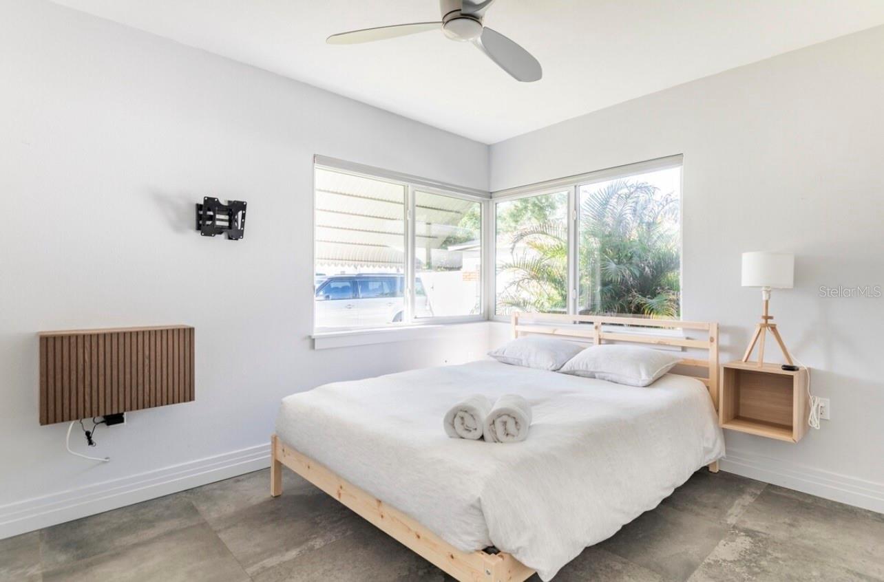 Image 16 of 24 For 1205 Adalee Street