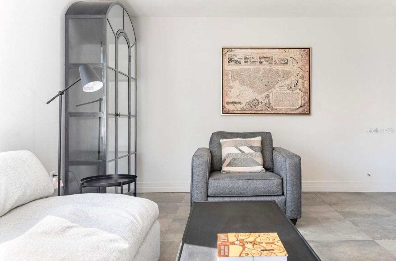 Image 4 of 24 For 1205 Adalee Street