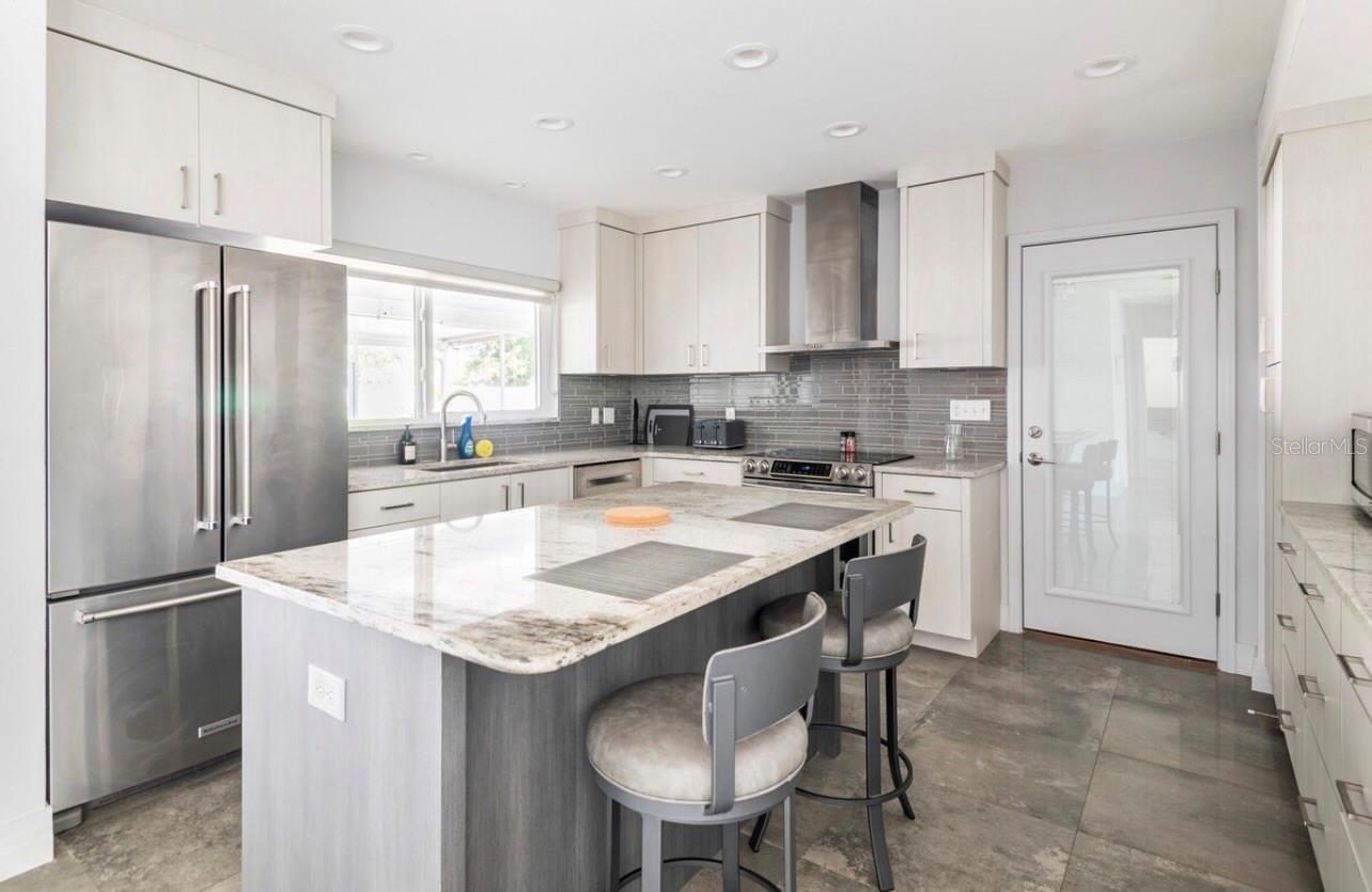 Image 5 of 24 For 1205 Adalee Street