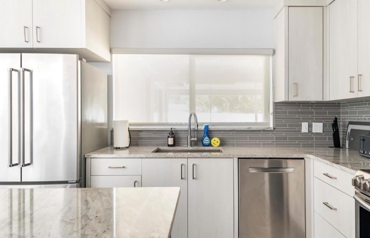 Image 6 of 24 For 1205 Adalee Street