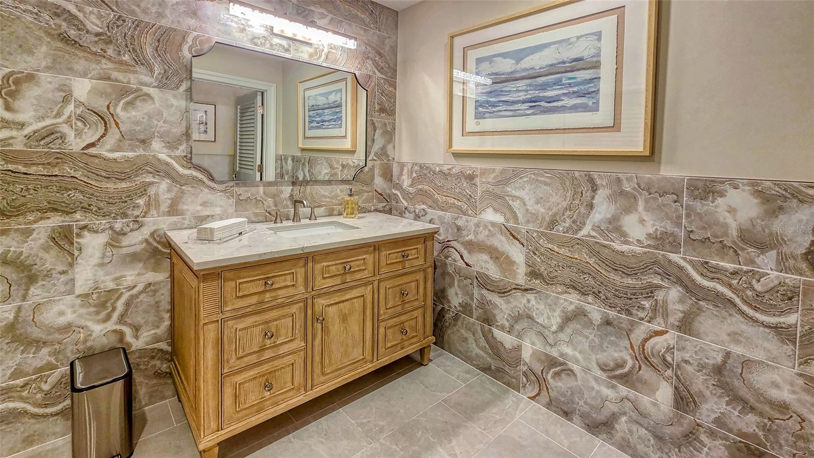 Image 47 of 49 For 16600 Gulf Boulevard 536