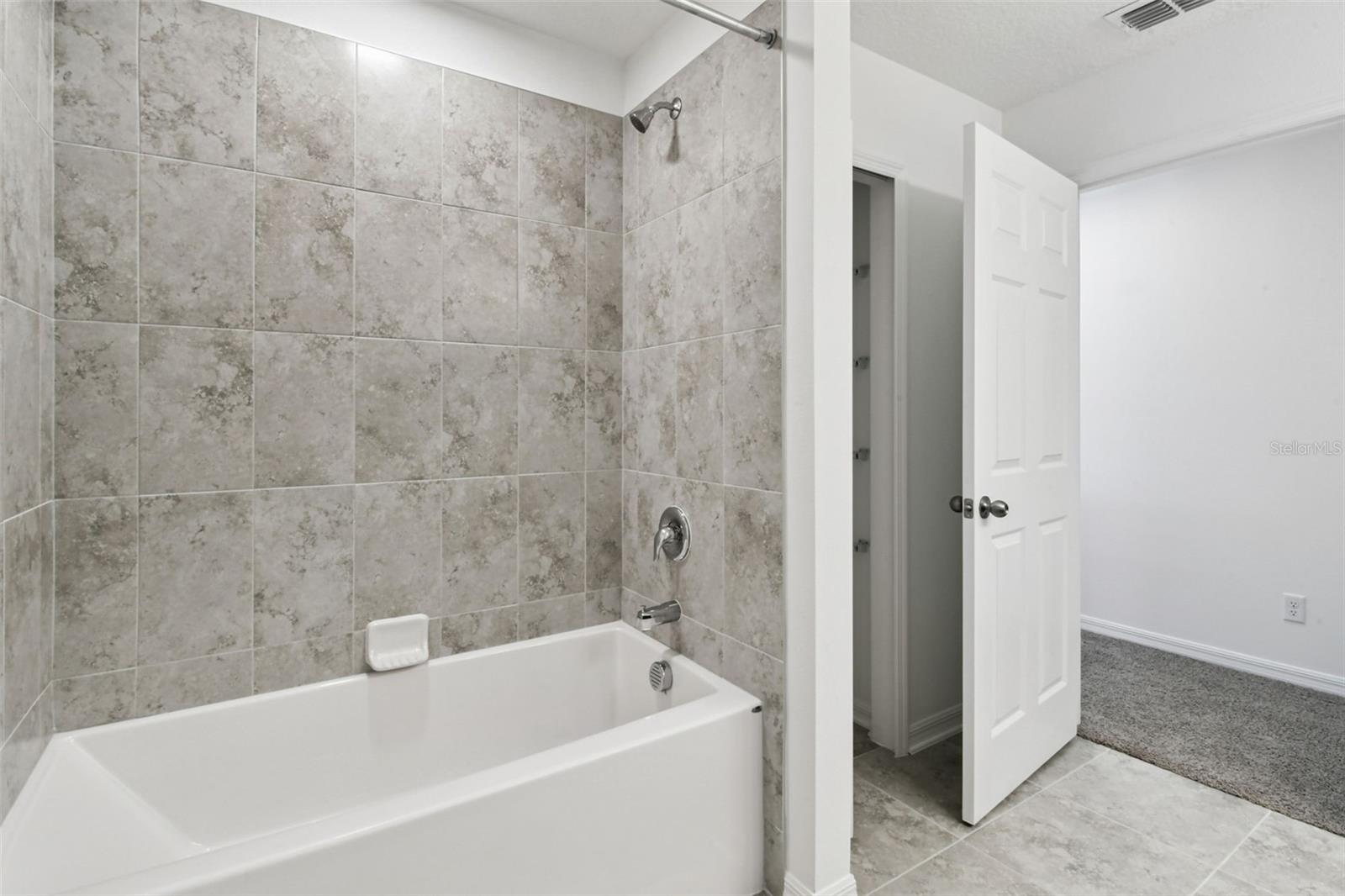 Image 22 of 25 For 3093 Fall Harvest Drive