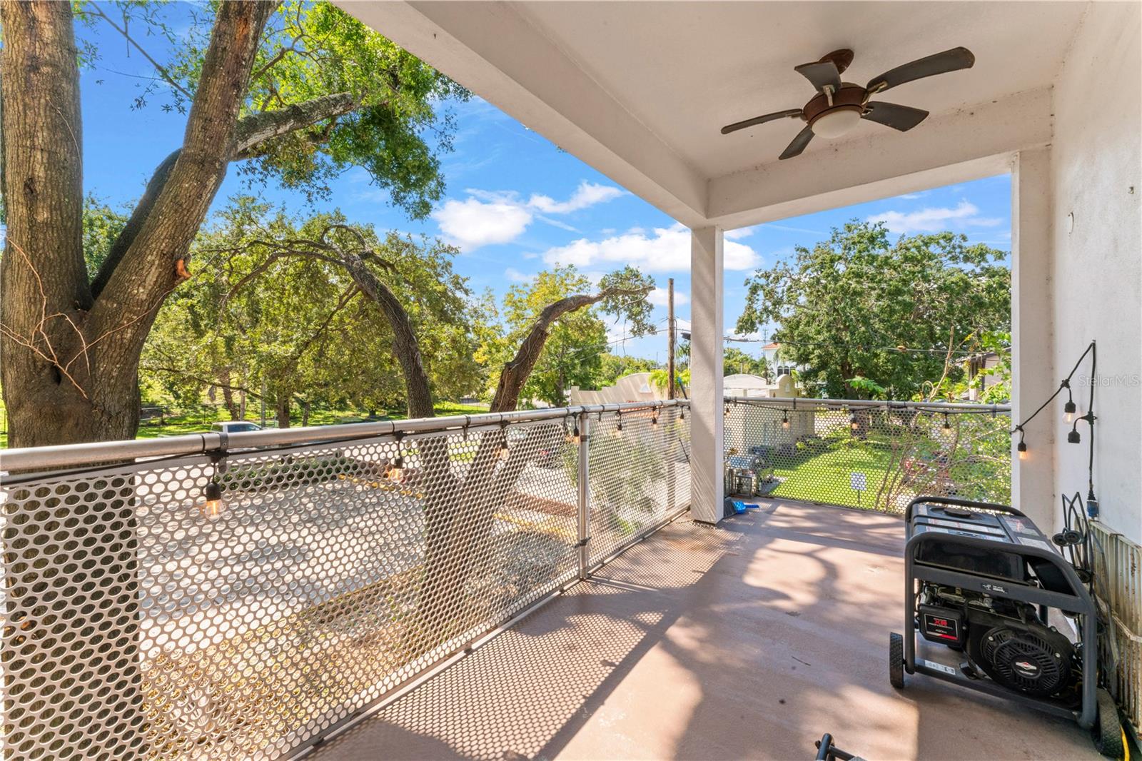 Image 17 of 32 For 113 Newport Avenue 4