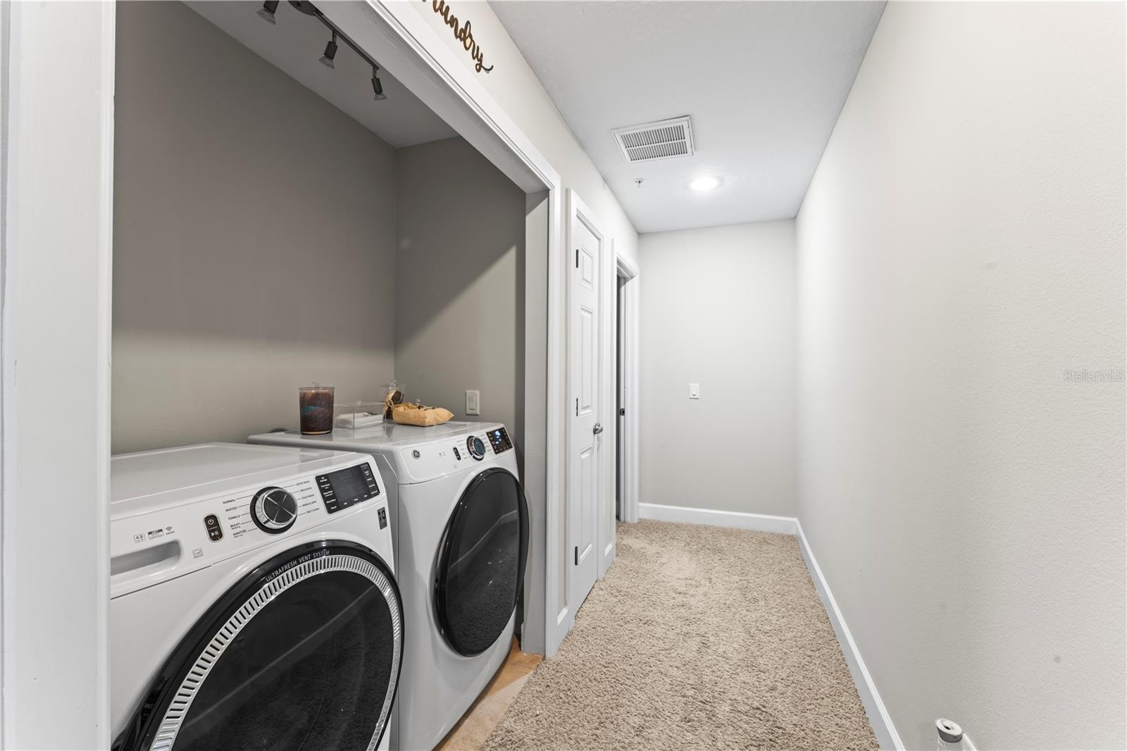 Image 22 of 32 For 113 Newport Avenue 4