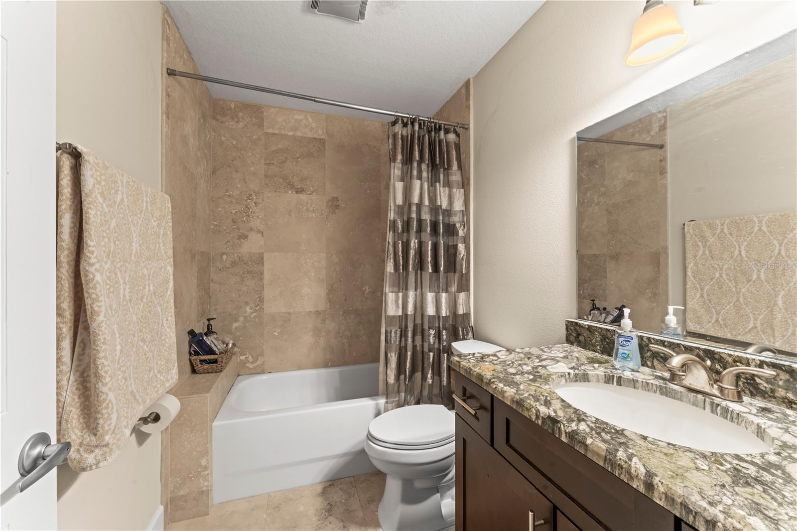 Image 24 of 32 For 113 Newport Avenue 4