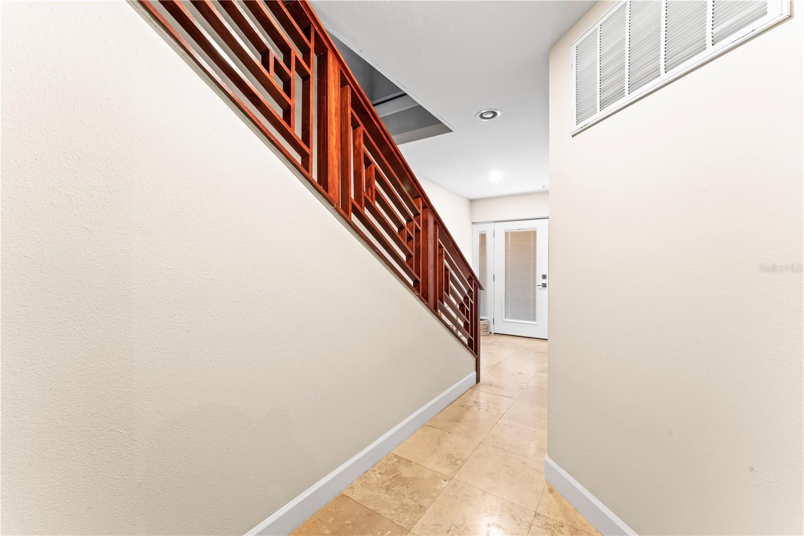 Image 4 of 32 For 113 Newport Avenue 4