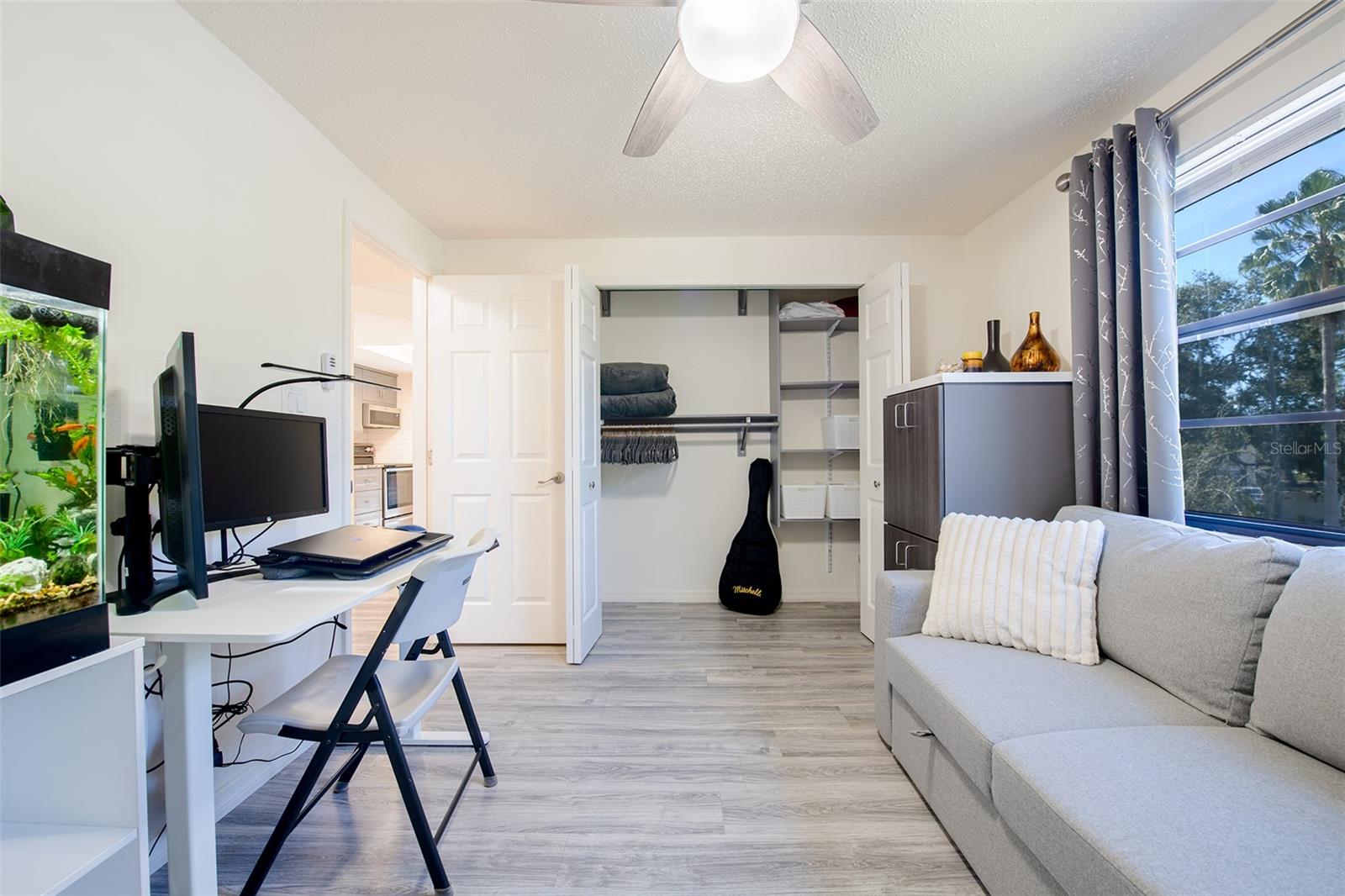 Image 10 of 35 For 128 Camphor Circle C