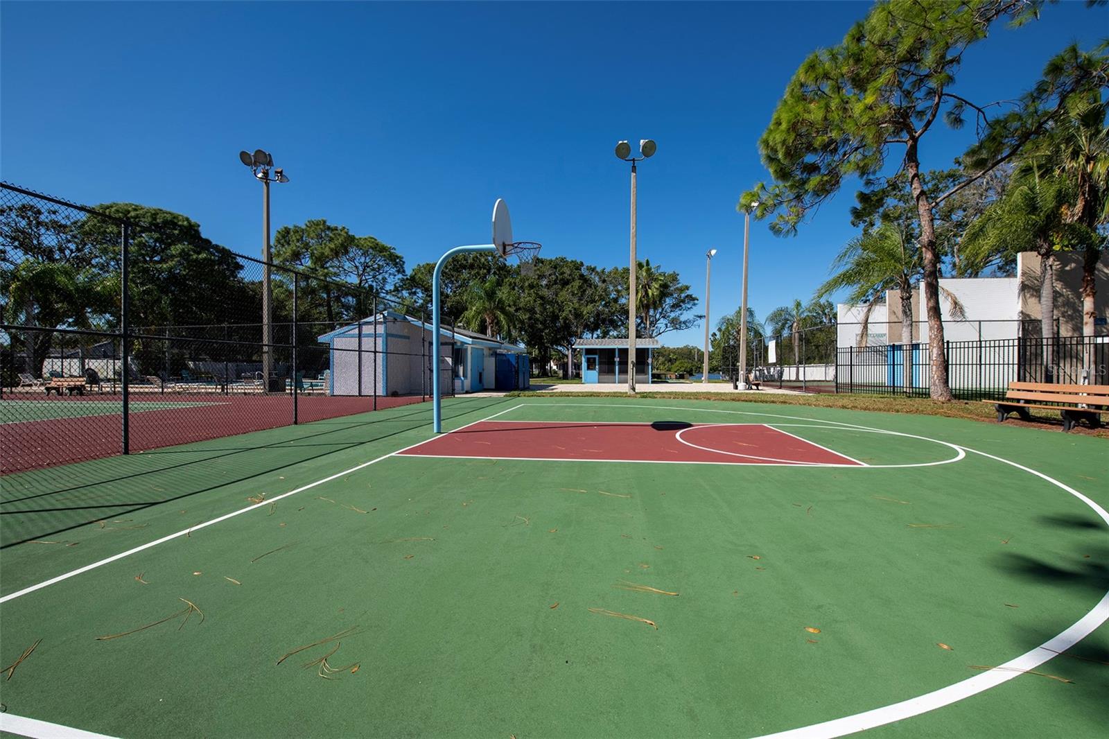 Image 23 of 35 For 128 Camphor Circle C